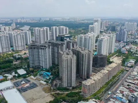 Tồn kho của nhiều doanh nghiệp bất động sản tăng cao, lệch pha cung -cầu ngày càng lớn
