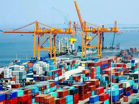 Xuất nhập khẩu nửa đầu tháng 8/2025: FDI dẫn dắt, thặng dư thương mại vẫn được giữ vững