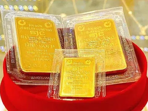 Giá vàng hôm nay 29/8/2025: Leo đỉnh 5 tuần nhờ đồng USD yếu