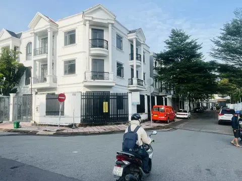 Bộ Xây dựng đề xuất "siết" cho vay mua nhà ở thứ 2 trở lên
