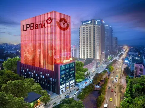 LPBank báo lãi ấn tượng với hơn 9.600 tỷ đồng sau 9 tháng đầu năm 2025