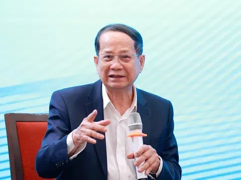 Chuyên gia Ngô Trí Long: "Đầu tư bạc, cần có cả 2 kênh vật chất và phái sinh"