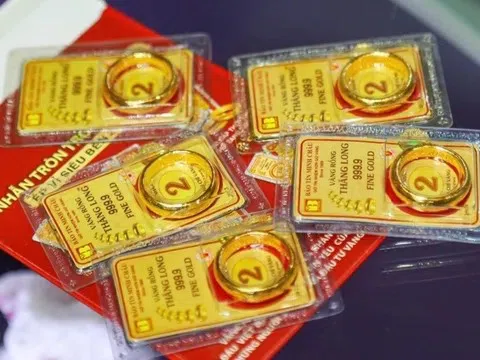 Giá vàng hôm nay 1/11/2025: Vàng miếng và vàng nhẫn đồng loạt tăng mạnh