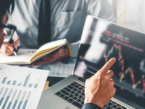 Thị trường điều chỉnh kéo dài, hiệu suất các quỹ đầu tư âm 2 tháng liên tiếp