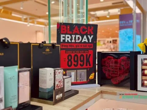 Black Friday 2025: Giảm giá ‘ảo’, cửa hàng vắng khách