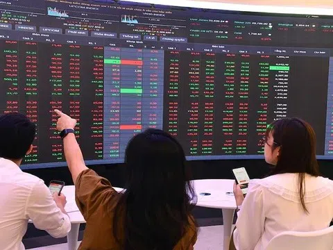 Hút vốn ngoại vào thị trường chứng khoán, nhìn từ đánh giá của tổ chức quản lý tài sản lớn nhất thế giới