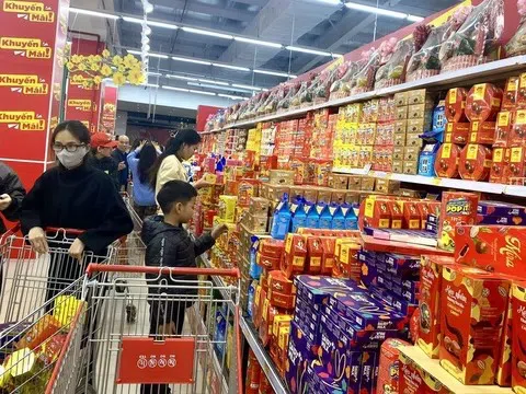 Khẩn trương phục hồi sau thiên tai, giữ nhịp tăng trưởng và thị trường Tết