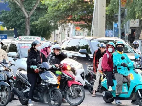 Hiếm gặp: Tp.HCM lạnh 17°C, nhiệt độ thấp nhất trong 10 năm qua