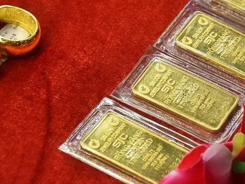 Giá vàng hôm nay 5/2/2026: Diễn biến thế giới đảo chiều, trong nước vượt 180 triệu đồng/lượng