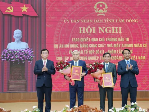 Lâm Đồng trao chủ trương đầu tư 2 dự án gần 60.000 tỷ đồng