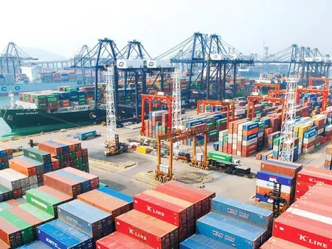 Doanh nghiệp Việt xoay trục xuất khẩu trước biến động Trung Đông