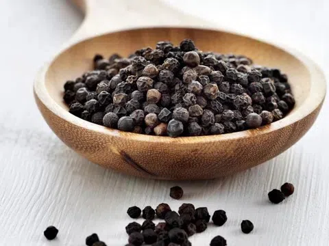 Giá tiêu hôm nay 5/4/2026: Xu hướng giảm nhẹ