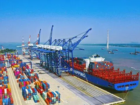 Ninh Bình: Kiên định quan điểm "doanh nghiệp là trung tâm phát triển"