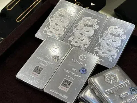 Giá bạc hôm nay 27/4/2026: Lao dốc đồng loạt, áp lực bán tăng mạnh