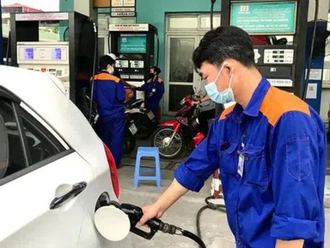 Thuế nhập khẩu xăng dầu tiếp tục về 0% đến cuối quý II/2026