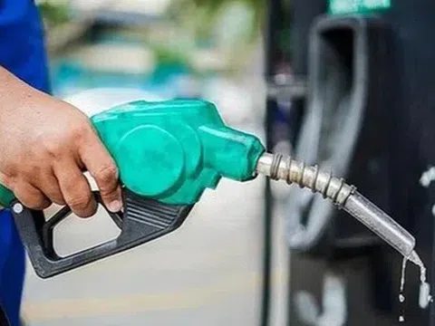 Giá xăng dầu hôm nay 7/5/2026: Tiếp đà lao dốc mạnh