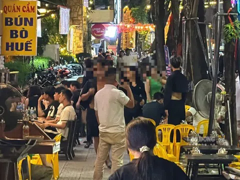 Hà Nội đề xuất nhiều mức phạt mới, nặng với hành vi lấn chiếm vỉa hè, lòng lề đường