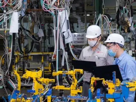 Sản xuất công nghiệp tăng mạnh nhất 4 năm, ngành chế biến chế tạo tiếp tục dẫn dắt tăng trưởng